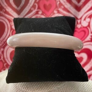 Vintage Pink Blush colored Bangle Bracelet